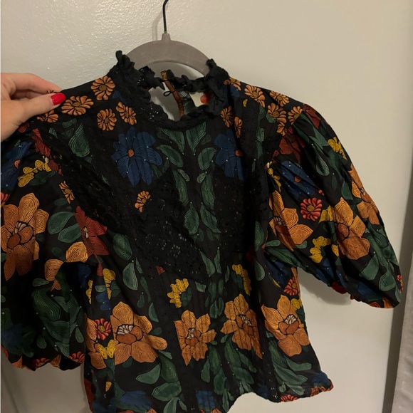 FARM Rio Multicolor Floral Blouse - Picture 1 of 2